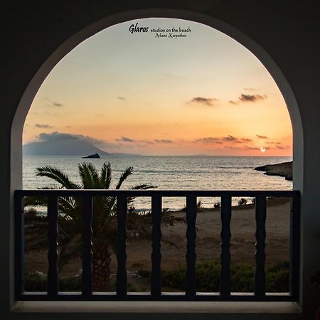 Ferienwohnung Glaros Luxury Studio On The Beach Arkasa Exterior foto